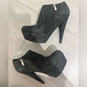 Elegant Charcoal Black Women's Suede Platform Heels